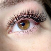 Eyelashes extensions